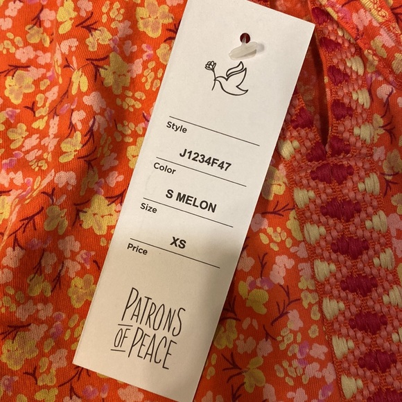 NWT floral crop top XS - Picture 6 of 7